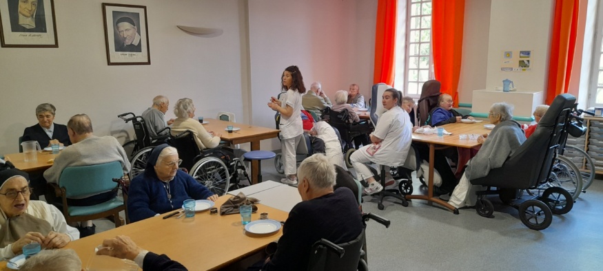 EHPAD Saint-Vincent de Paul Montolieu repas
