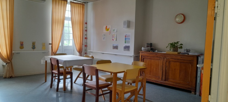 EHPAD Saint-Vincent de Paul Montolieu salle